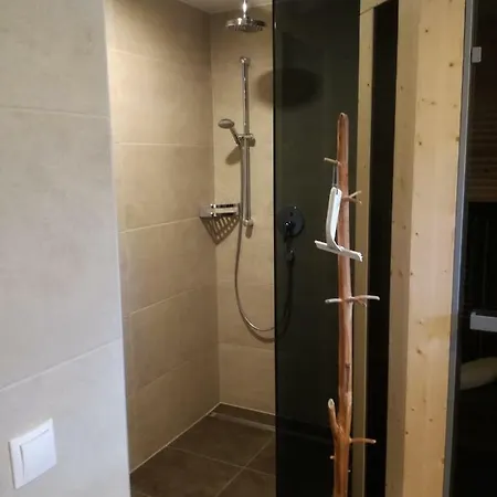 ألبس توكس تكس