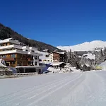 Alps Apartmán *